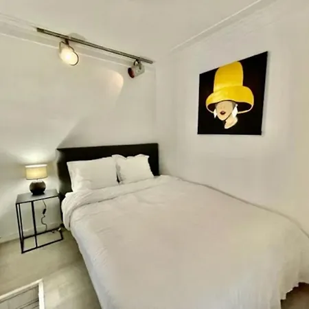 Joli 2 Pieces Loft Place Vendome/ Champs Elysees *